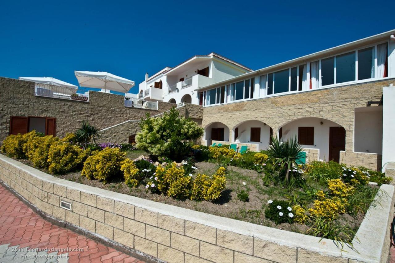 Hotel Calabattaglia Ventotene Exterior photo
